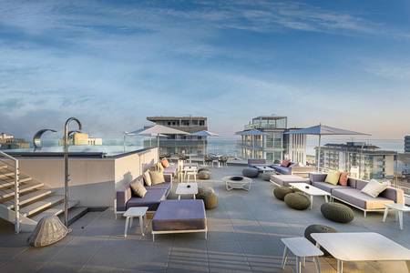 J44 Lifestyle Hotel, Pool/Poolbereich