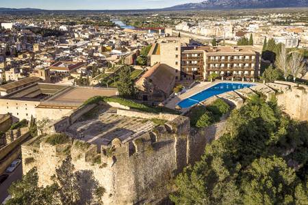 Parador de Tortosa, Resort/Hotelanlage