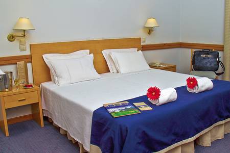 Consolata Hotel, Superior