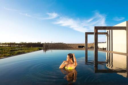 Areias do Seixo Charm Hotel & Residence, Infinitypool