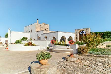 Masseria Tutosa, Hotel