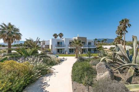 White Pearls Luxury Suites, Resort/Hotelanlage