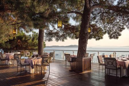 Eagles Palace, Restaurant/Gastronomie