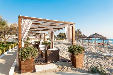 Grand Hotel Costa Brada, sonstige