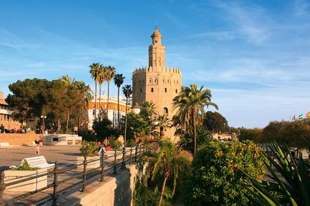 Torre del Oro in Sevilla