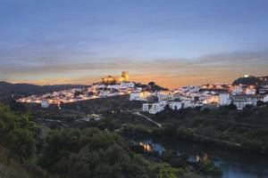 Mertola Alentejo Abend Dämmerung