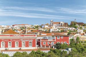 Blick auf Silves, Portugal