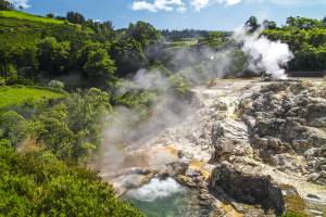 Ausblick auf Furnas Caldeira Hot Spring, Sao MIguel