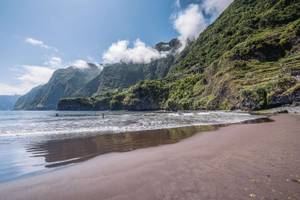 Strand von Seixal auf Madeira, Portugal